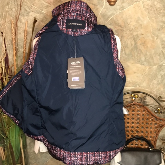Lands end vest 🌹feather down hyper dry water resistant - Picture 15 of 16
